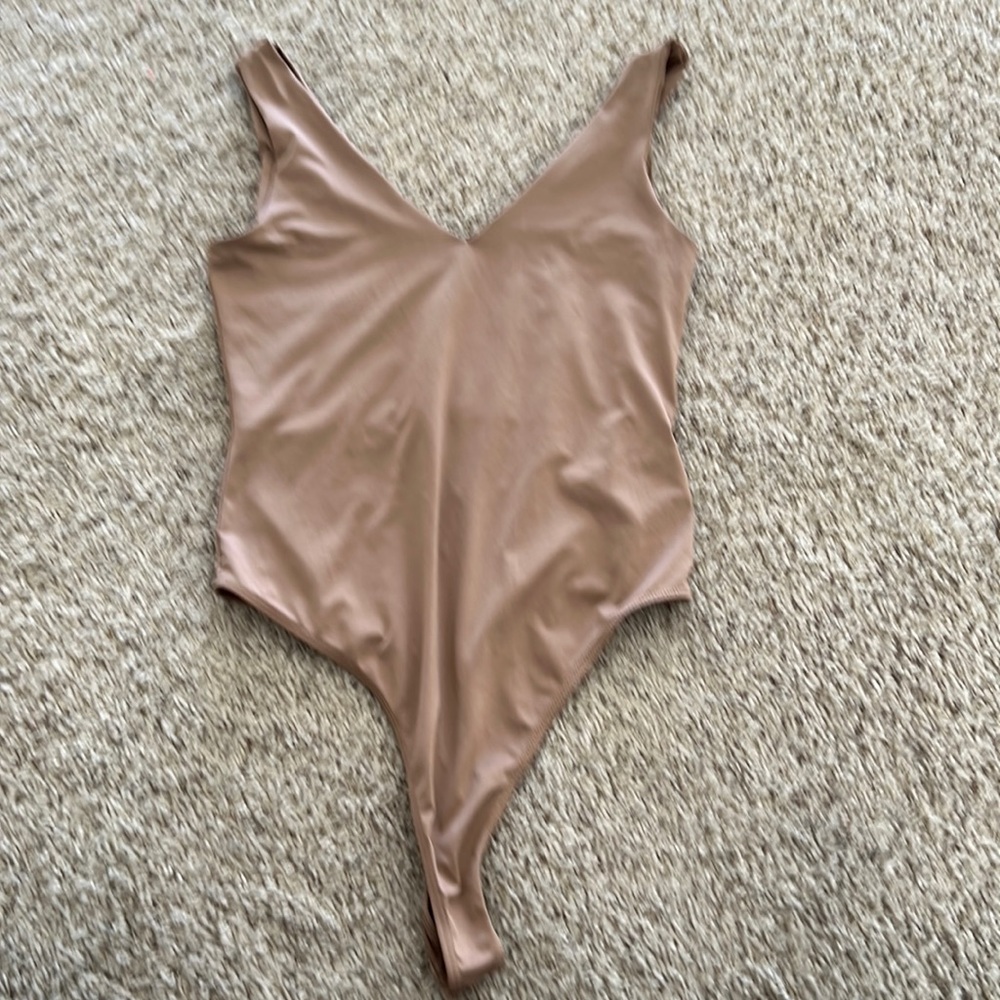 Shinestar v neck bodysuit